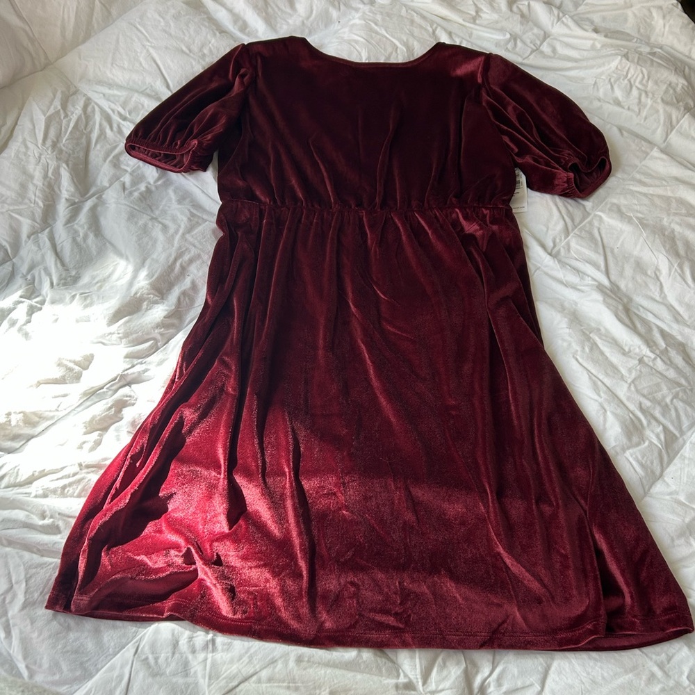 Old Navy Velvet Girl’s Dress in Rich Red